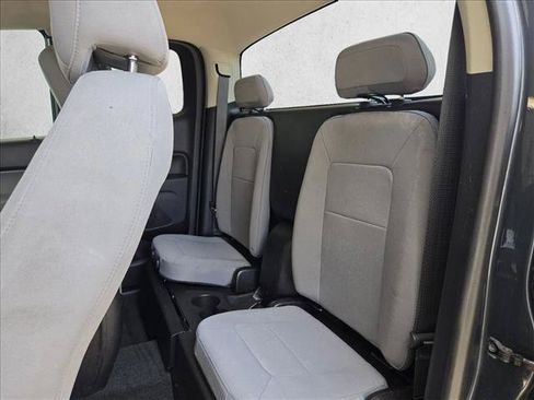 Used 2017 Chevrolet Colorado W/T RWD image 10