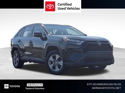 Certified 2022 Toyota RAV4 XLE w/ Convenience Package AWD/4WD image 1