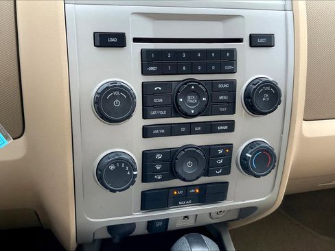 Used 2012 Ford Escape XLT FWD image 24