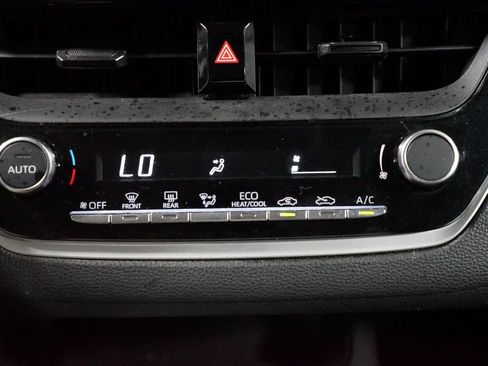 Certified 2024 Toyota Corolla LE FWD image 20