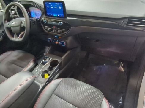 Used 2025 Ford Escape ST-Line image 27