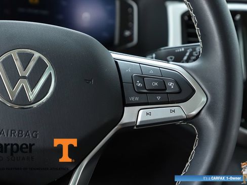 Used 2023 Volkswagen Atlas SE w/ Panoramic Sunroof Package FWD image 22