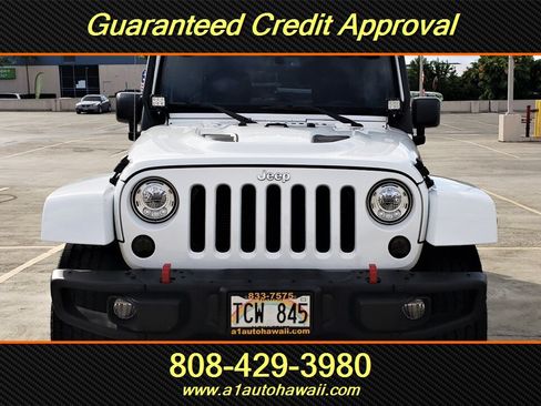 Used 2017 Jeep Wrangler Unlimited Rubicon AWD/4WD image 7