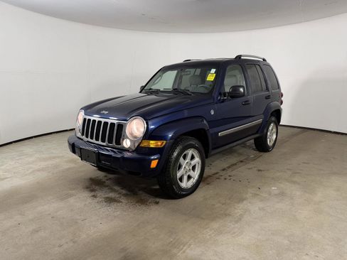 Used 2007 Jeep Liberty Limited image 12