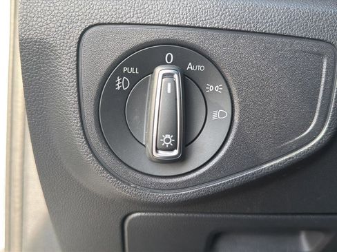 Used 2019 Volkswagen Atlas SE image 22