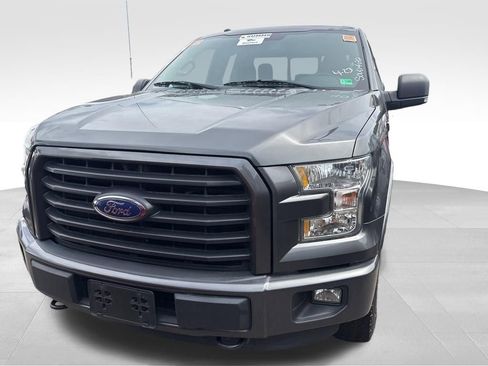 Used 2016 Ford F150 XLT w/ Equipment Group 302A Luxury AWD/4WD image 3