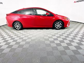 Used 2021 Toyota Prius Prime XLE video 2