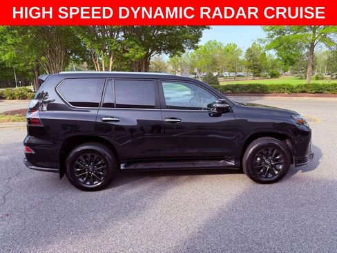 Used 2023 Lexus GX 460 Luxury w/ Sport Design Package image 8