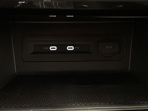 Used 2023 Volkswagen Atlas SE w/ Panoramic Sunroof Package image 39