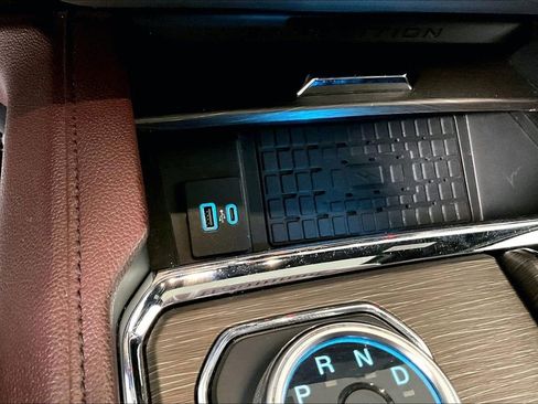 Used 2023 Ford Expedition Max Limited image 33