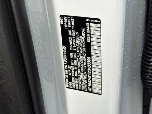 Certified 2025 Porsche Cayenne image 36