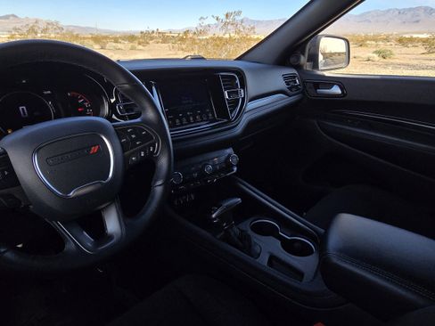 Used 2023 Dodge Durango SXT Launch Edition image 8