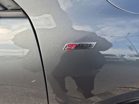 Certified 2025 Ford Escape ST-Line Elite image 8