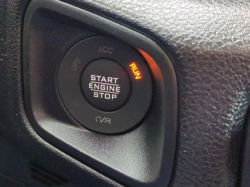 Used 2024 Jeep Wrangler Unlimited Sport AWD/4WD image 22