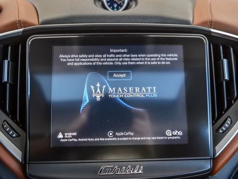 Used 2018 Maserati Ghibli RWD image 18