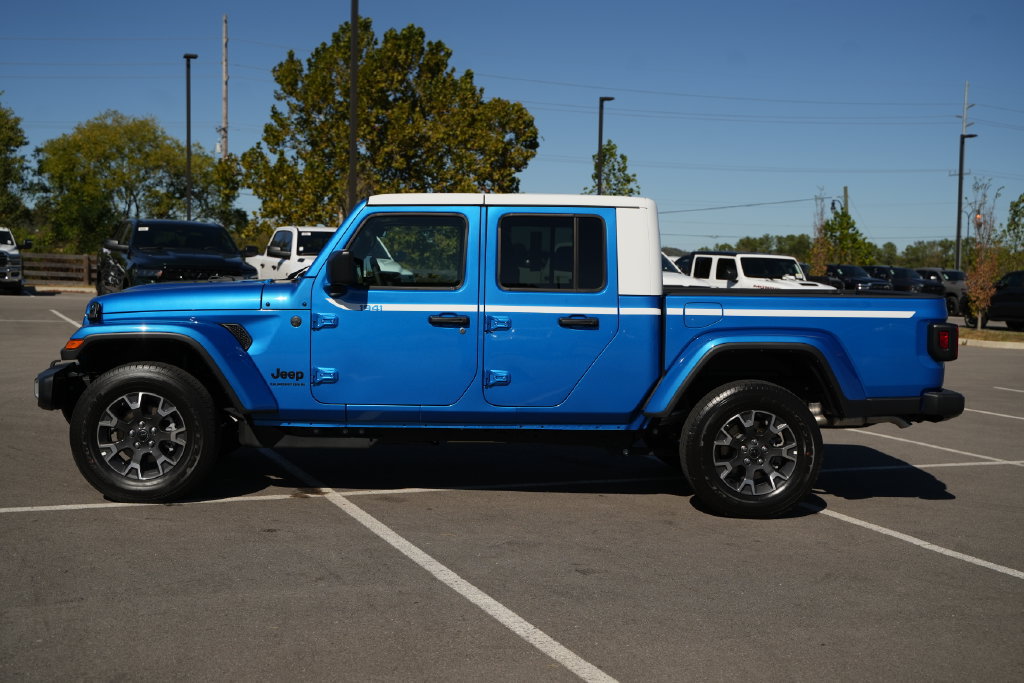 New 2026 Jeep Gladiator Sport AWD/4WD image 4