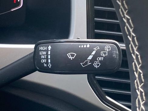 Used 2022 Volkswagen Atlas SE w/ Panoramic Sunroof Package image 24