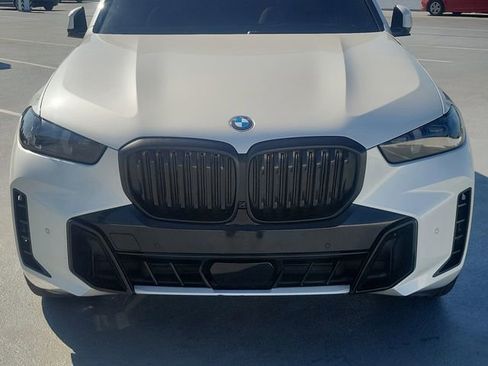 Used 2024 BMW X5 sDrive40i w/ M Sport Package RWD image 9