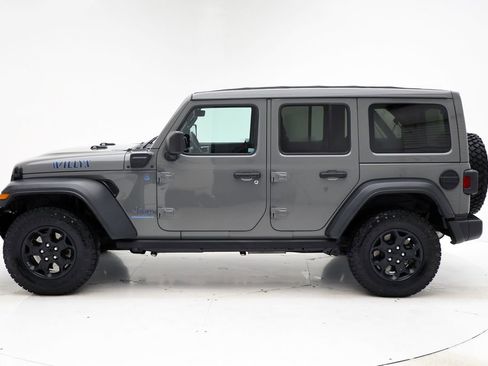 Used 2023 Jeep Wrangler Unlimited w/ Sun & Screen Package image 6
