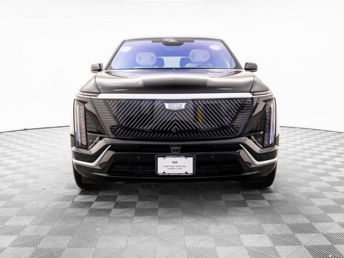 New 2026 Cadillac Vistiq Luxury w/ LPO, Floor Liner Package image 10