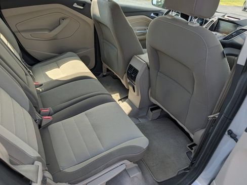 Used 2013 Ford C-MAX SE FWD image 24