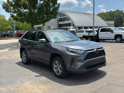 Used 2024 Toyota RAV4 XLE w/ Convenience Package