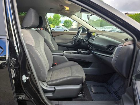 Used 2023 Nissan Rogue SV FWD image 11
