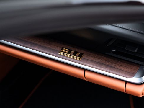 Used 2023 Porsche 911 Sport Classic image 41