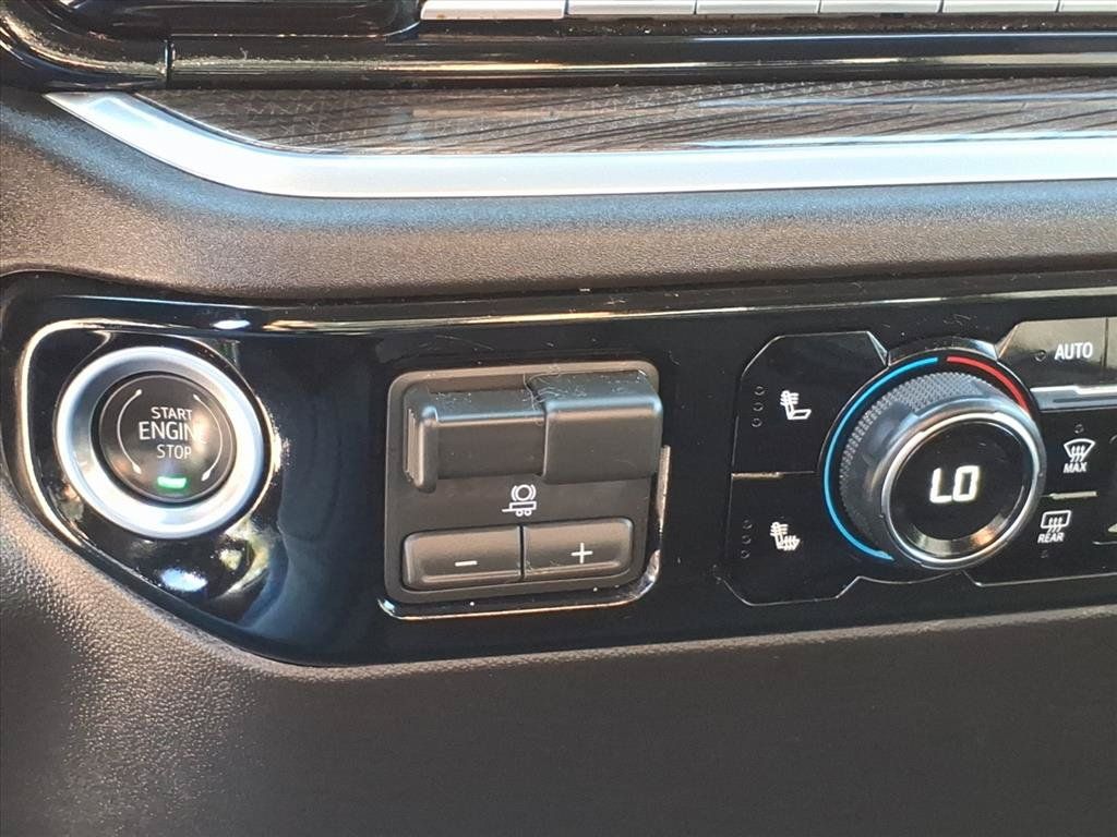 Used 2026 Chevrolet Silverado 1500 LT AWD/4WD image 30