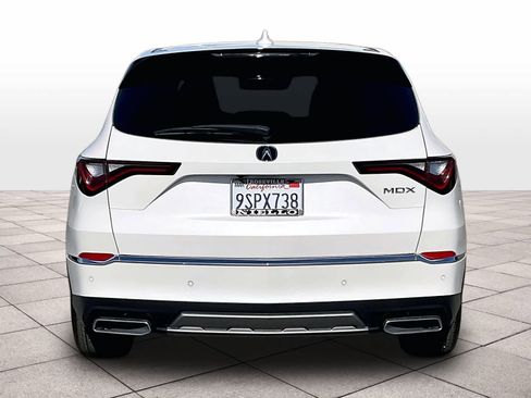 Used 2025 Acura MDX FWD w/ Technology Package image 7