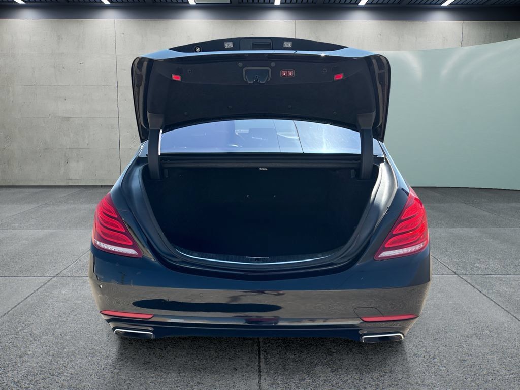 Used 2014 Mercedes-Benz S 550 Sedan w/ Premium 1 Package image 9
