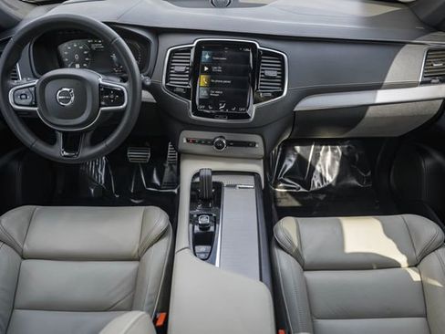 Used 2022 Volvo XC90 T8 R-Design w/ Advanced Package image 20