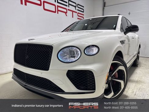 Used 2023 Bentley Bentayga image 1