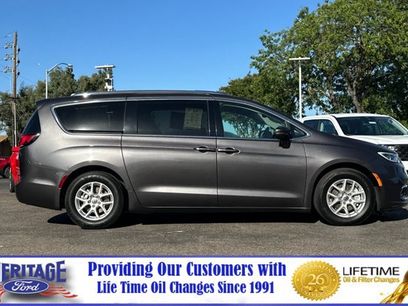 Used 2021 Chrysler Pacifica Touring-L