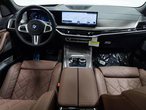 New 2026 BMW X5 M60i image 23