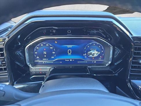 Used 2023 Chevrolet Silverado 1500 LT Trail Boss w/ Convenience Package II image 19