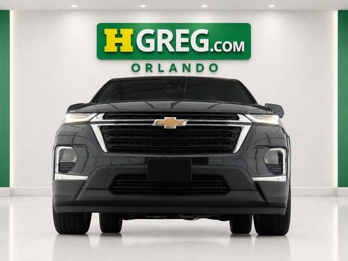 Used 2023 Chevrolet Traverse LS AWD/4WD image 7