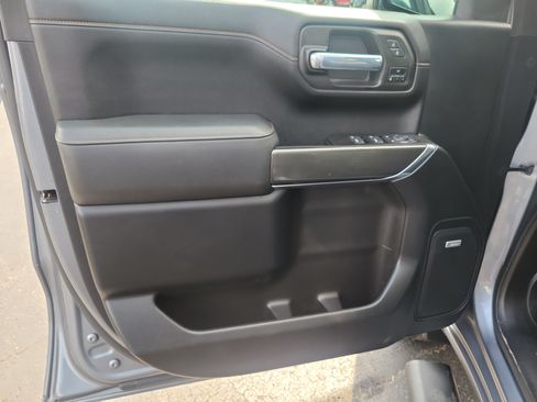 Used 2021 GMC Sierra 1500 AT4 w/ AT4 Value Package AWD/4WD image 18