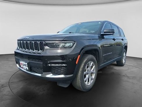 Used 2021 Jeep Grand Cherokee L Limited AWD/4WD image 2