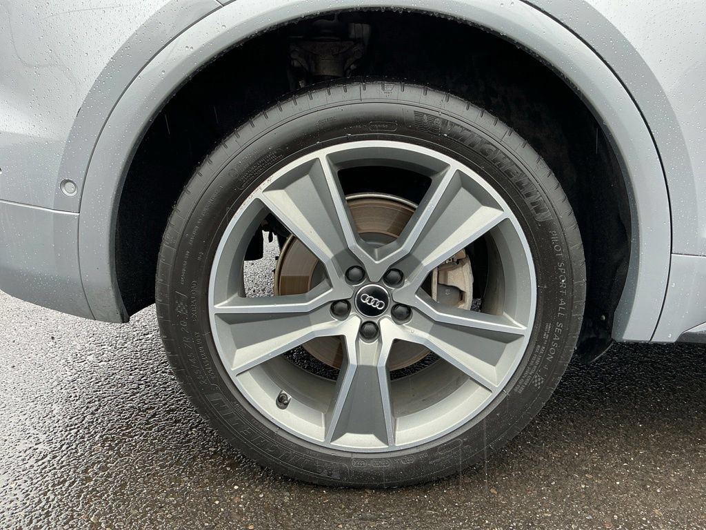 Used 2019 Audi Q5 Prestige AWD/4WD image 8