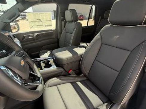 New 2026 Chevrolet Tahoe Premier w/ Sun And Tow Package AWD/4WD image 12