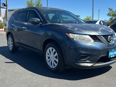 Used 2015 Nissan Rogue S FWD image 3