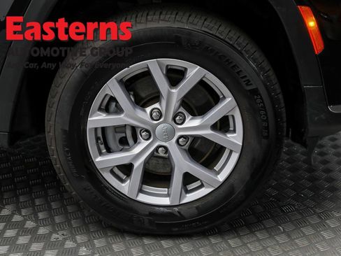 Used 2022 Jeep Grand Cherokee L Limited image 36