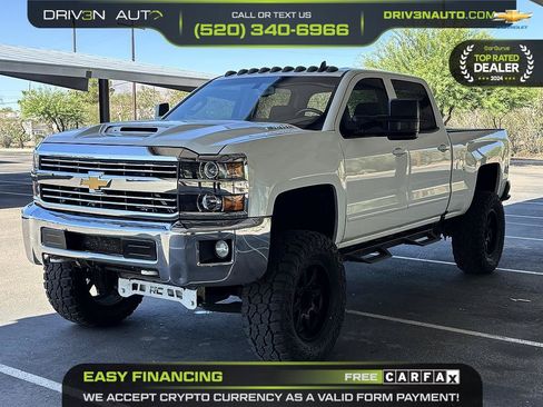 Used 2017 Chevrolet Silverado 2500 LT w/ LT Convenience Package AWD/4WD image 3