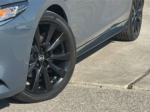 Used 2023 MAZDA MAZDA3 s image 3