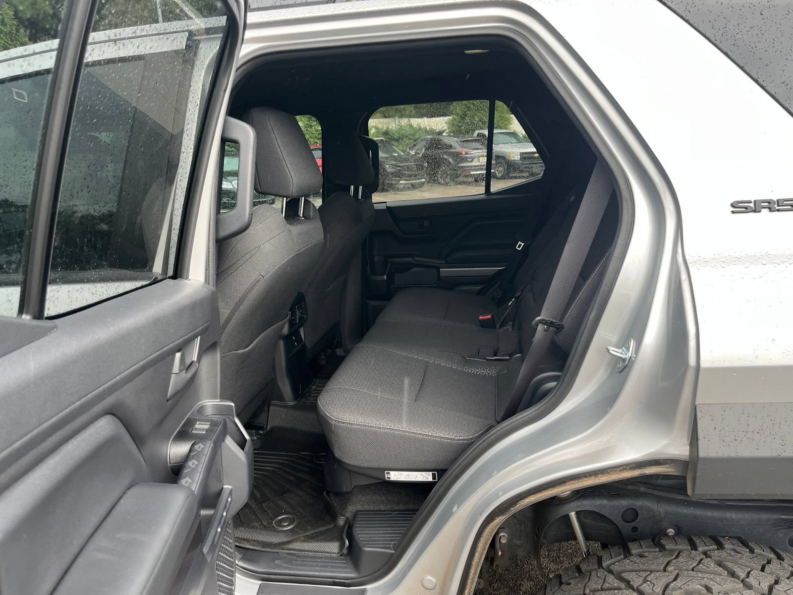 Used 2025 Toyota 4Runner SR5 AWD/4WD image 25