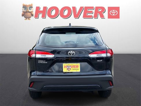 Used 2025 Toyota Corolla Cross L image 3