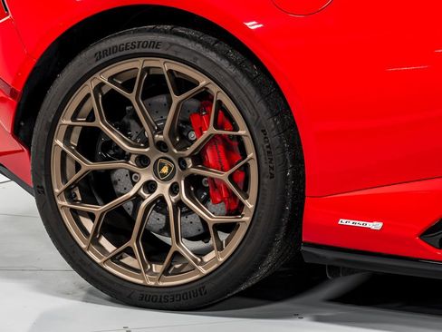 Used 2023 Lamborghini Huracan Tecnica image 48