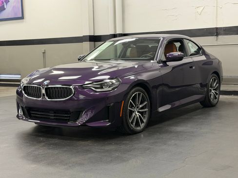 Used 2024 BMW 230i Coupe w/ Convenience Package RWD image 6