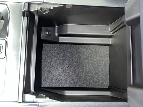 New 2025 Ford F150 XLT w/ Equipment Group 302A MID image 26